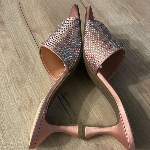 GUESS Lusine Kitten Pink Heels Rhinestone Embellishments Sz 9.5 - Picture 8 of 12